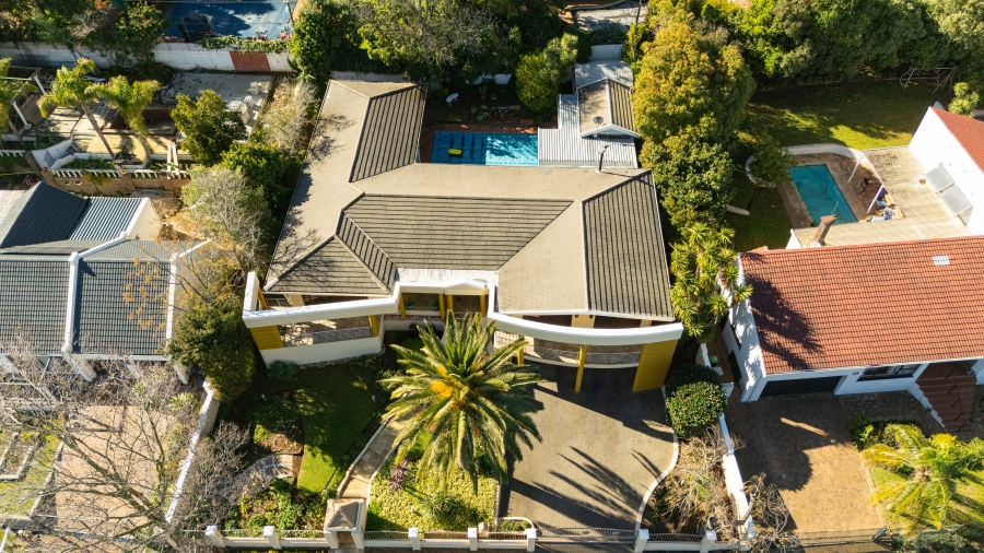 4 Bedroom Property for Sale in Kenridge Heights Western Cape